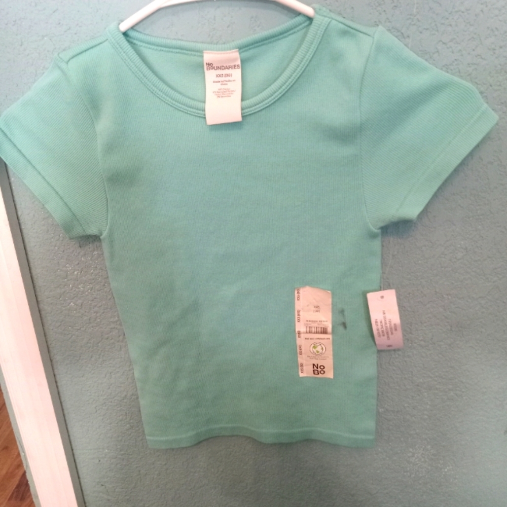 No Boundaries Green Short Sleeve Tee